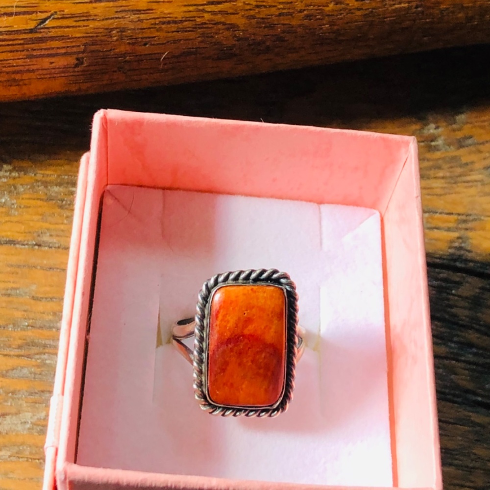 Navajo Sterling Silver Spiny Oyster - Picture 7 of 16